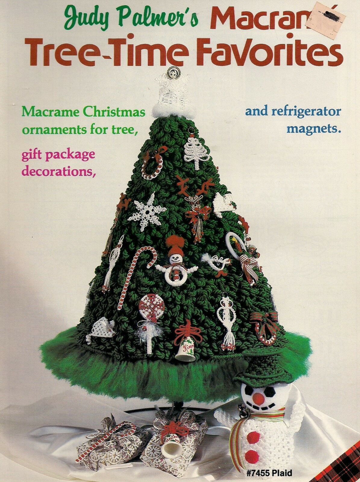 Craft Book: #7455 Macrame Tree-time Favorites - Christmas Patterns